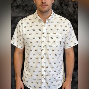 Eddie Bauer Short-Sleeve Button-Down Shirt with Novelty Print 100% Cotton Large